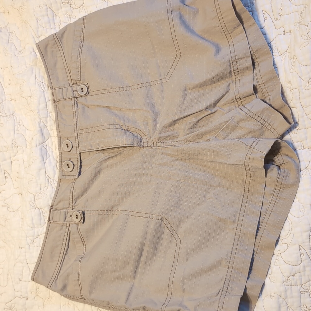 St. John's Bay khaki shorts